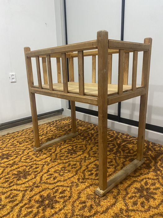 Продам кровать качалку