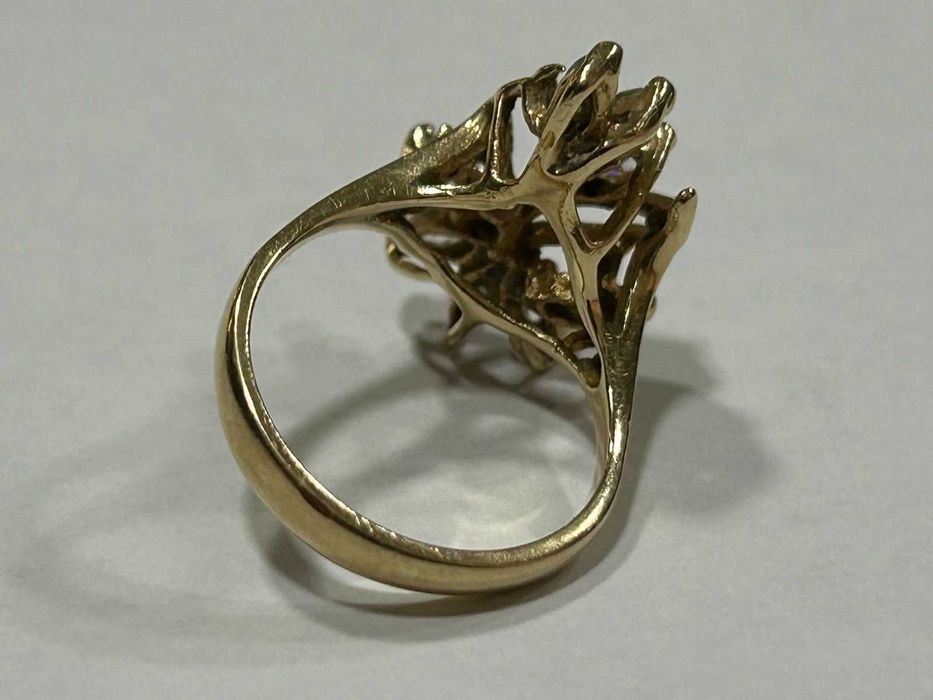 Златен пръстен 14 К 585 /4,50 гр.