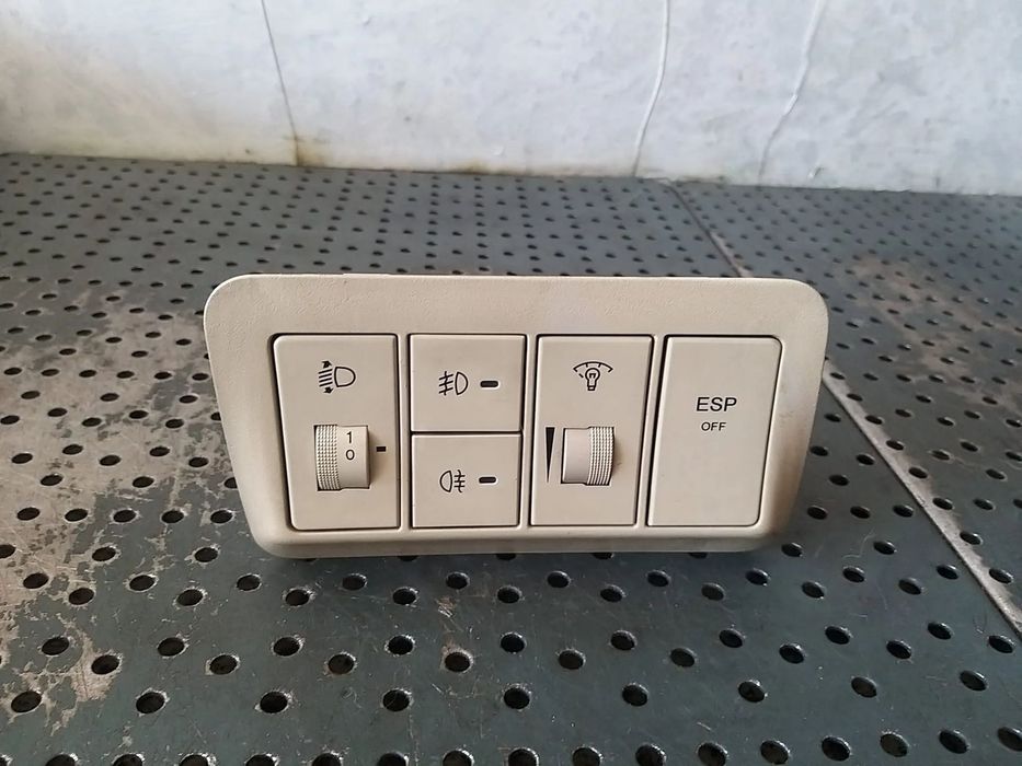 Bloc butoane reglaj faruri ceata esp hyundai santa fe 2 cm 202002962 751u00080 211000245