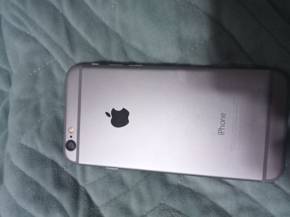 продам айфон 6, 32гб и 88%акб, срочно