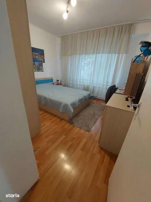 3 camere ,2 băi, tip D - str.Eftimie Murgu