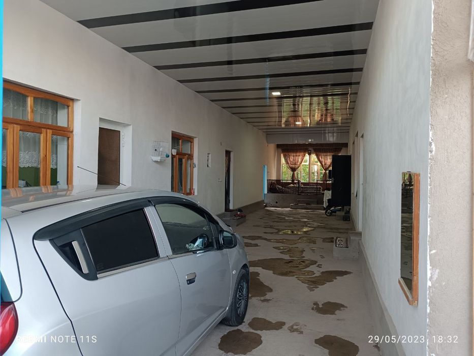 Бустонлик. Азадбаш