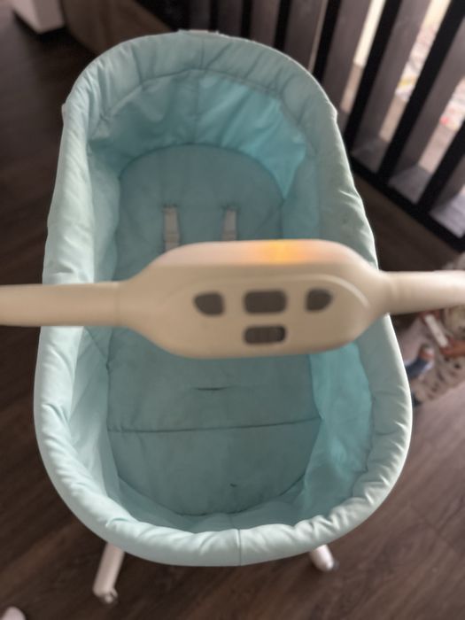 Chicco baby hug cu saltea + kit de masa