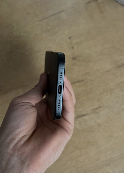 Айфон 15, 128 гб e-sim