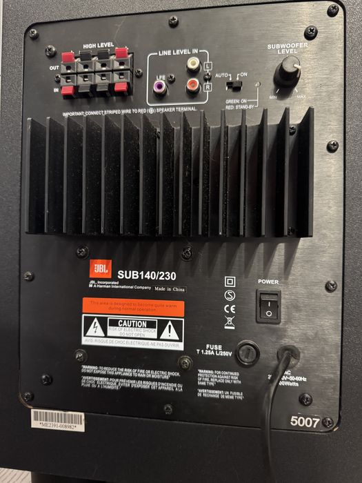 Sistem audio JBL cu 4x SCS10SAT + SCS10CEN  + Subwoofer SUB 140/230