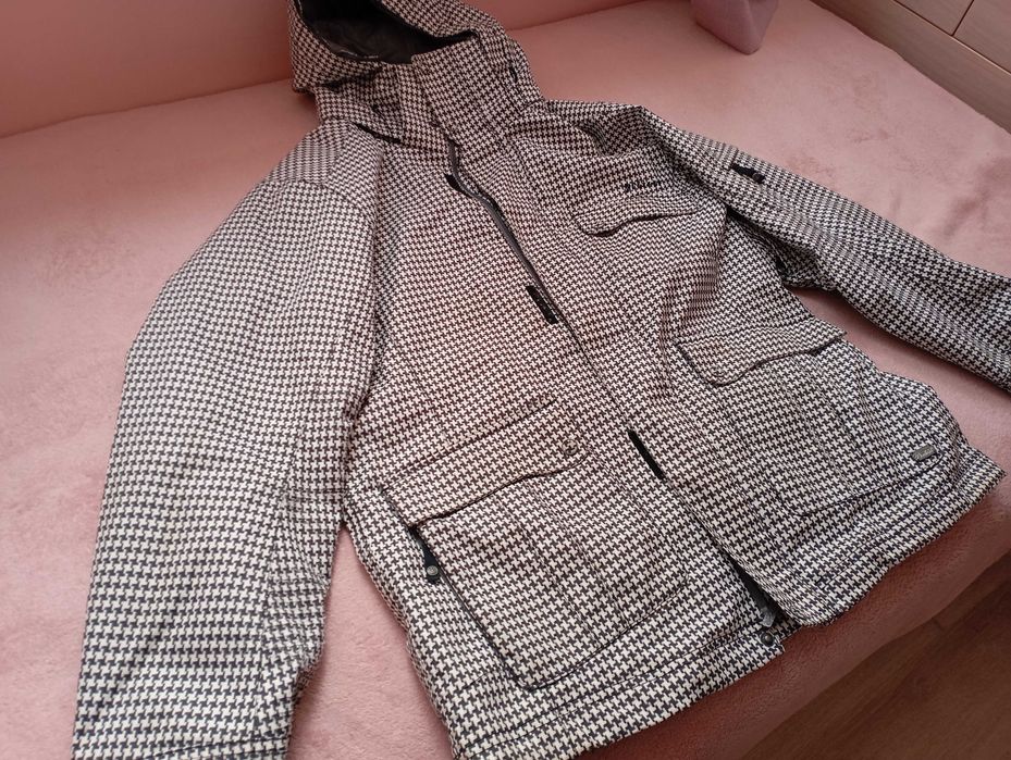 Мъжко преходно яке