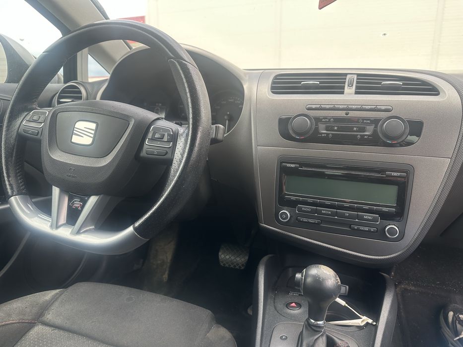 SEAT Leon 2011 — imagine 2