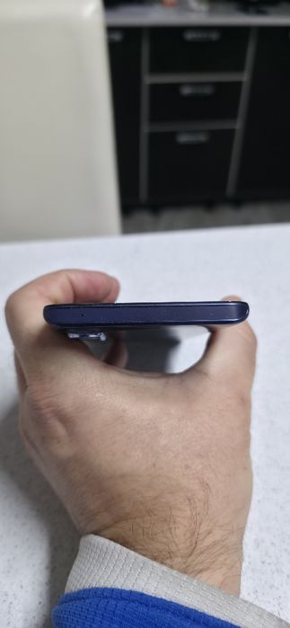 Moto g200 5g ,display rata refresh 144 hz