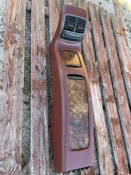 Червен заден подлакетник за Mercedes CLS W219