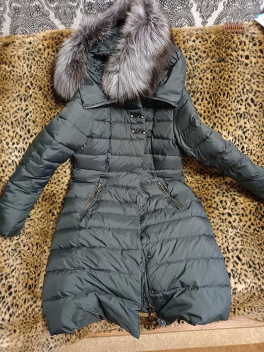 Продам зимний пуховик куртка