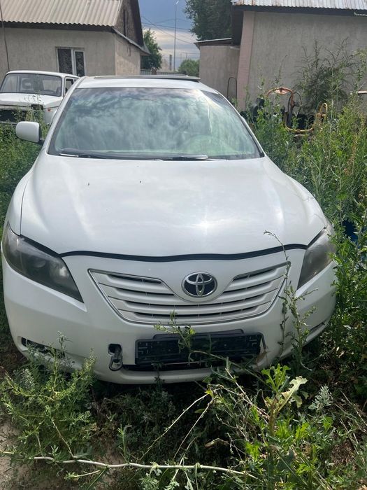 Автомобиль Тойота Камри 40