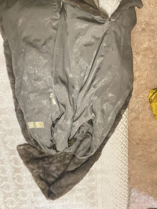 Норковая шуба,не крашенная