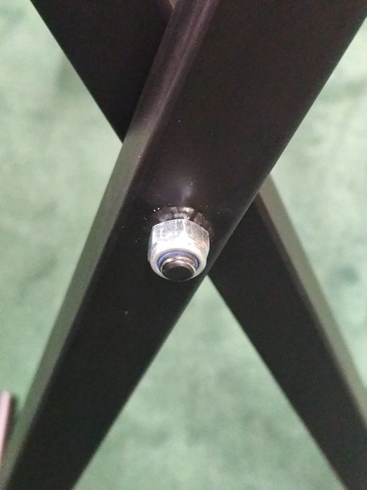 Успоредка - преносима, практична и сгъваема стойка за кофички