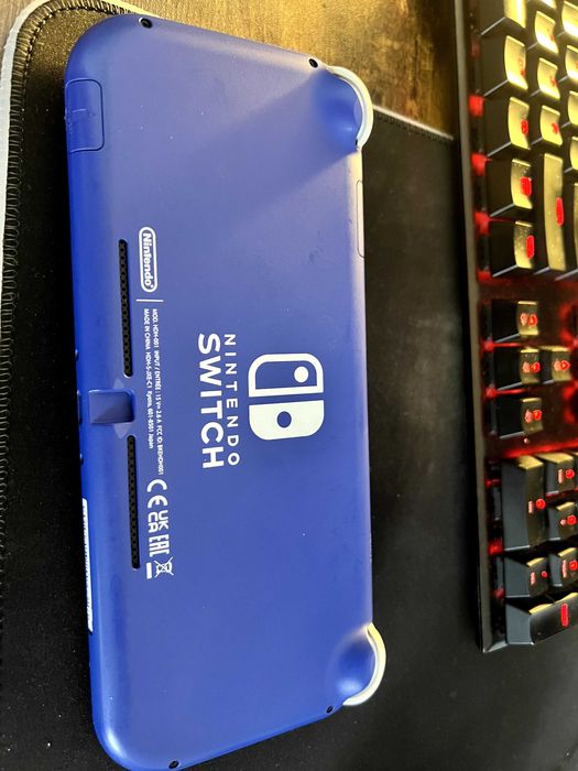 Consola Nintendo Switch lite albastra