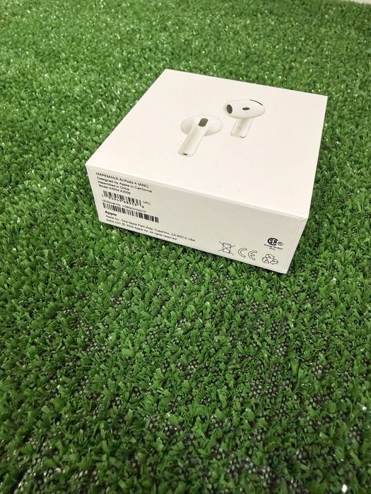AirPods 4 (cele mai calitative)