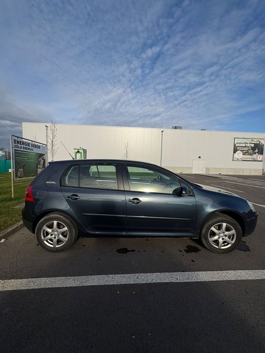 Autoturism volkwagen Golf 5