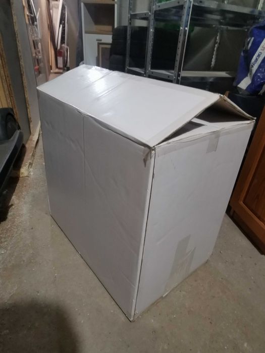 Модерна лампа за таван