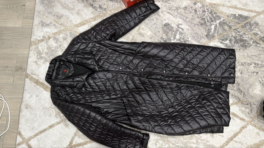 Продаю куртки зимние и осень