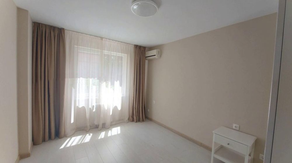 Дава се под наем Тристаен апартамент в София, Център - 90 кв.м за 1000 € - Снимка #7