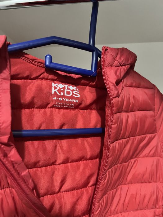 Куртка для девочки, можно и мальчикам