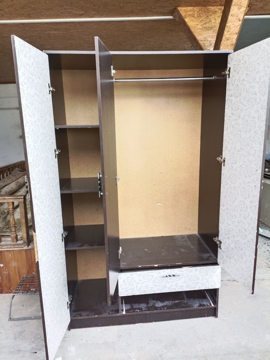 Шифонер комнатный