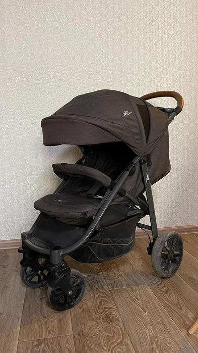 Коляска Joie Litetrax 4 Flex Signature