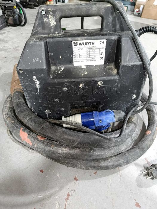Vibrator de beton WÜRTH (DE INCHIRIAT)