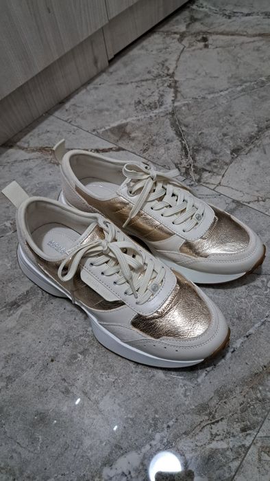 Сникърси Michael Kors - Модел Flynn Trainer 43F3FYFS1M