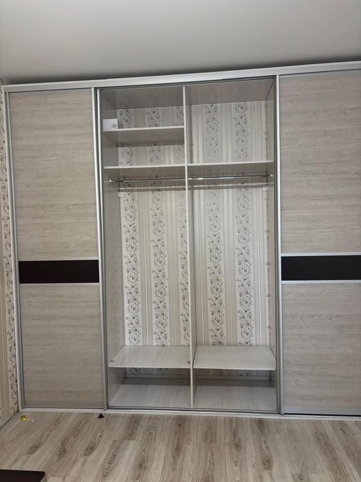 Продам шкаф купе