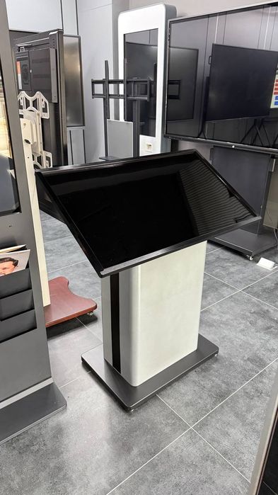 Электронная доска / Инфокиоск