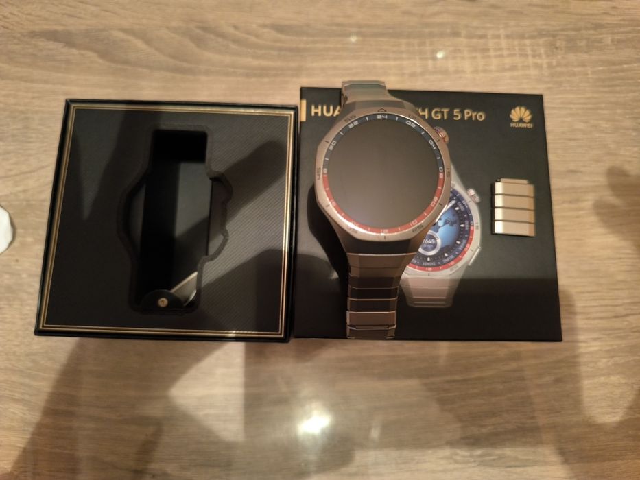 Huawei GT 5 pro titanium