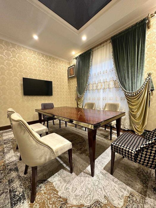 Сдаётся шикарный новый евродом на центр Луначарского.