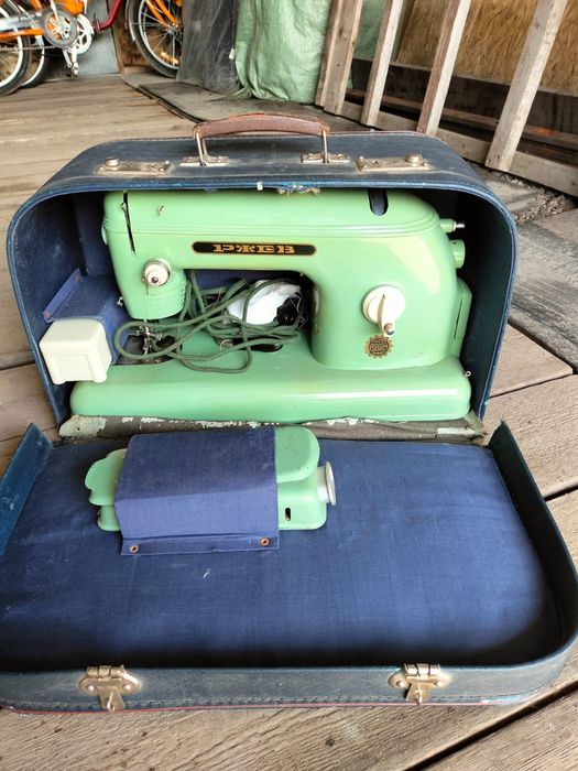 Швейная машина б/у