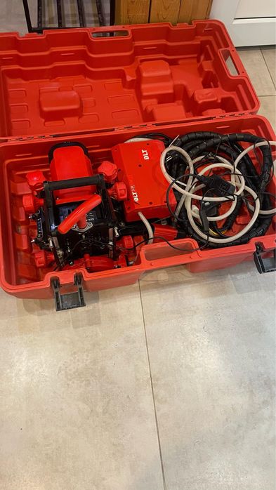 Продам плиткорез DLT