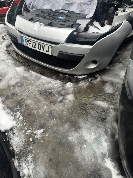megane 3 bara fata  si alte piese