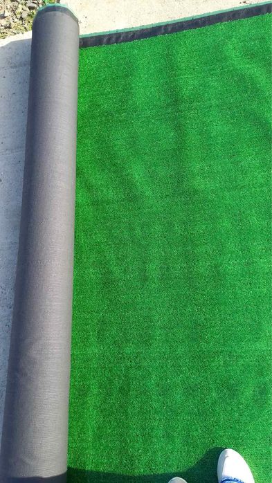 Изкуствена трева