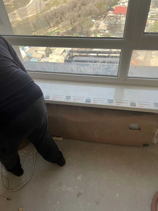 Подоконники, замер, установка.