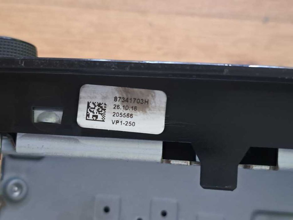 Radio CD MP3 player Bluetooth Fiat Ducato Peugeot Boxer Citroen Jumper 07356578240 VP1-250
