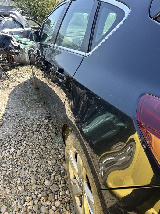 Punte spate Opel Astra J hatcback 2014