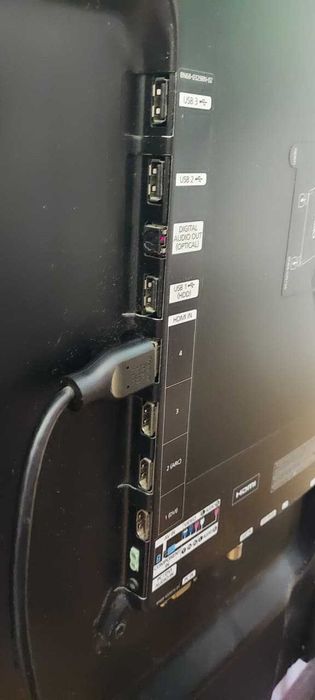 Продам телевизор Самсунг 102, 3D с подставкой