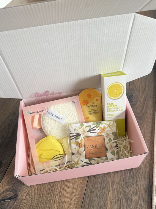 Подарочные боксы на 8 марта