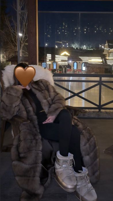 шуба длинная в отличном состоянииии