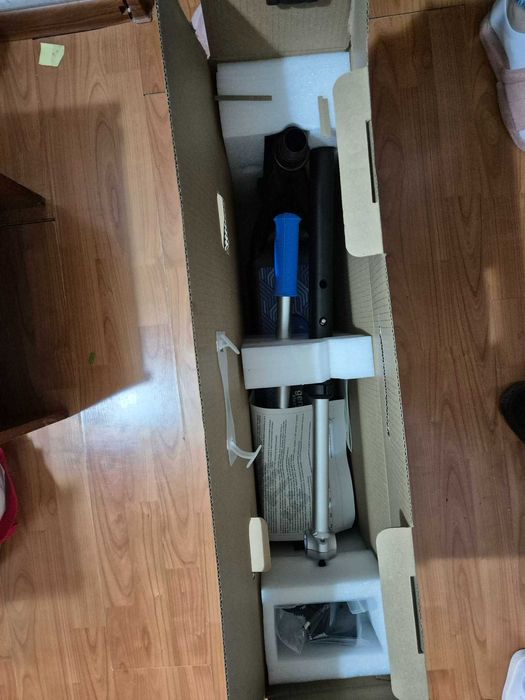 Trotineta electrica pentru copii