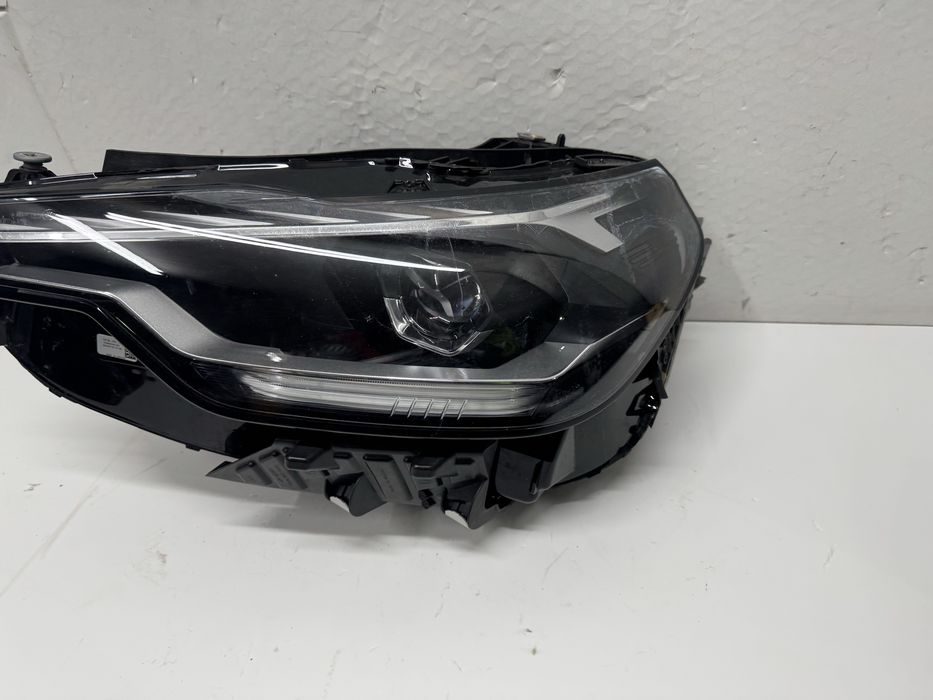 Far faruri bmw G42 G87 seria 2 full led stanga