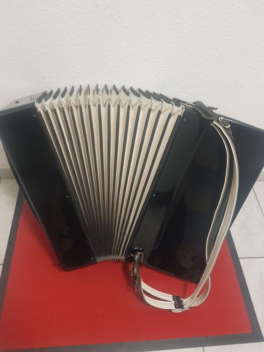 Acordeon Weltmeister vermona/ Caprice