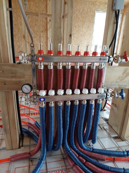 Сантехник  24.7 .