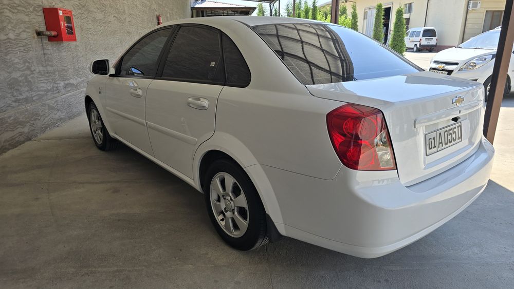 Lasetti avtamat moshina toza polniy shumka bugan 908 pulti bor