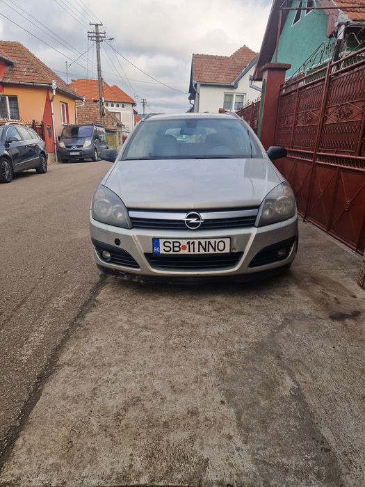 Vând opel astra h