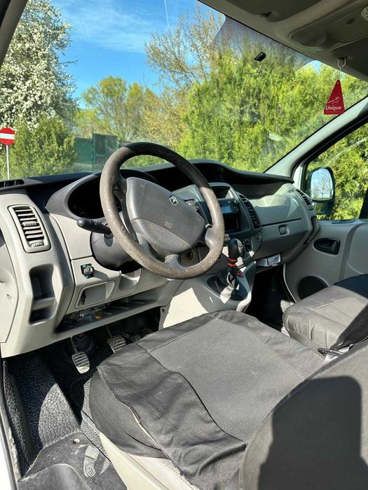 RENAULT Trafic 2013 — imagine 5