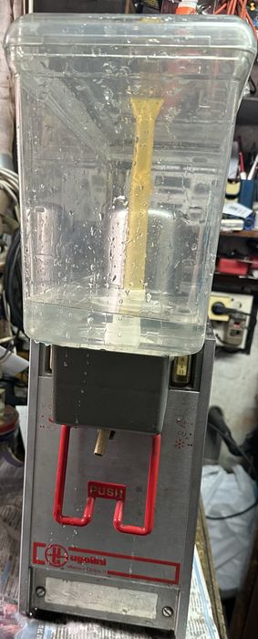 Диспенсър за сокове